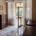 Palace 4*
