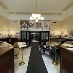 Palace ホテル 4*