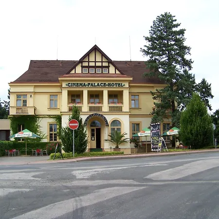Palace 4*
