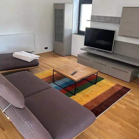 Palace 4* Jíloviště